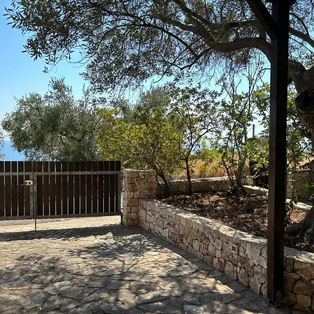 Sulvia 度假居 Corsano (Apulia)